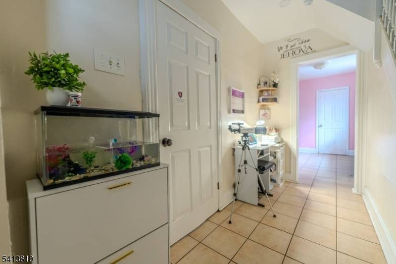 This substantial 4 bedroom, 1.