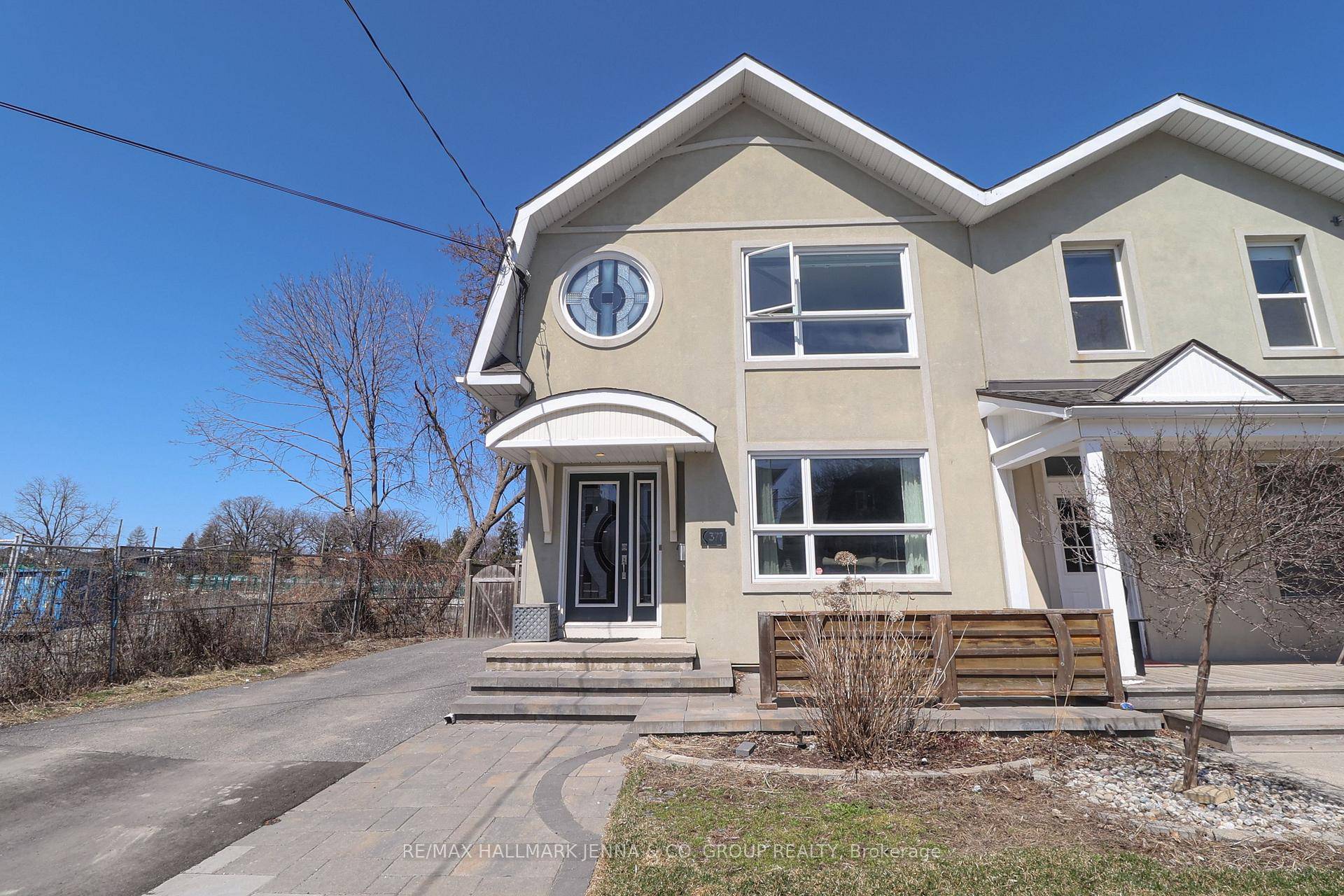 Modern Semi Detached Home for Rent in Westboro 3 Bed, 2.