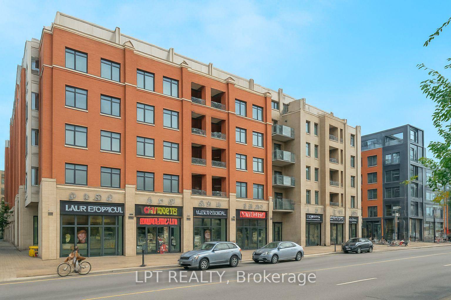 Open House Sunday, September 28 2 00 4 00PM Experience The Corners on Main with 1, 552 sq.