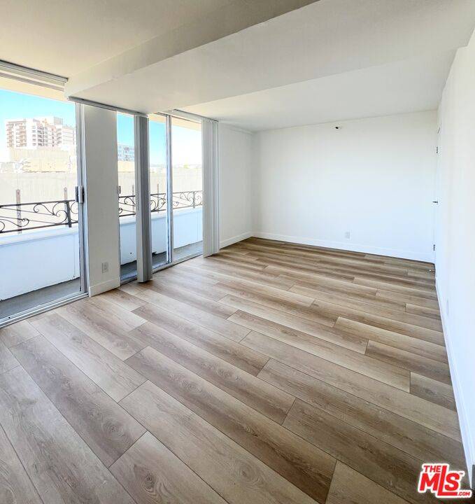 10390 WILSHIRE BLVD 1BR Westwood La