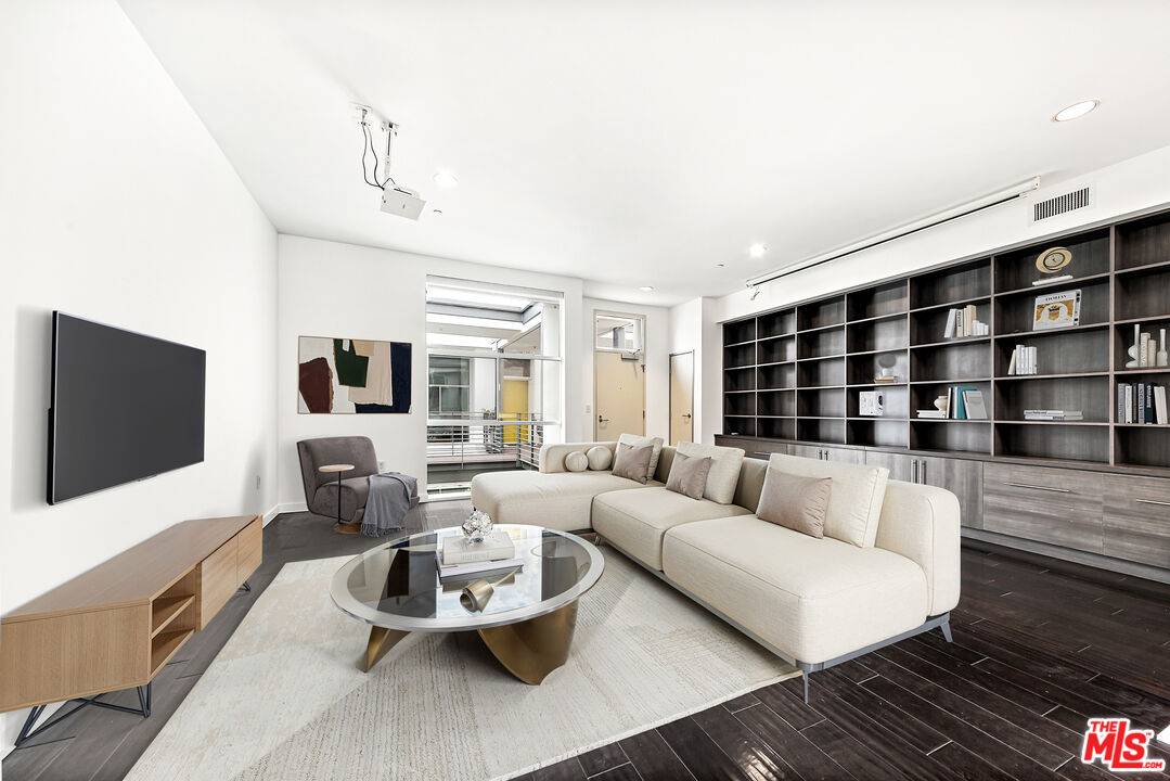 3119   Via Dolce 3BR Marina Del Rey La
