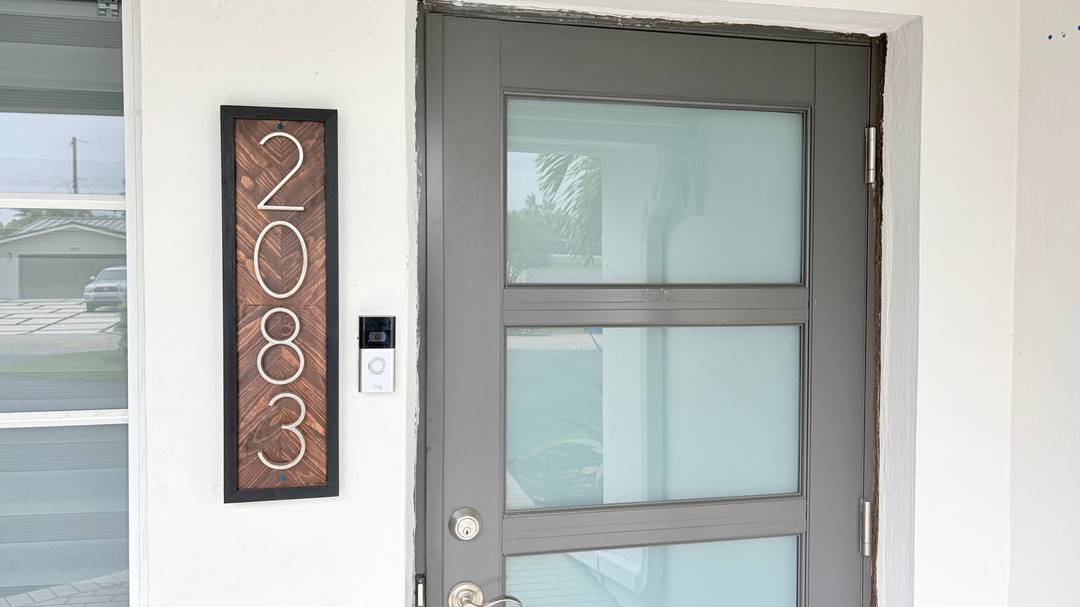 Just west of Federal Hwy Walking distance to Coral Ridge Presbyterian Close to Holy Cross Hospital Minutes to LBS Beach Also Westminster Academy Blocks away Convenient to everything Top Location ...