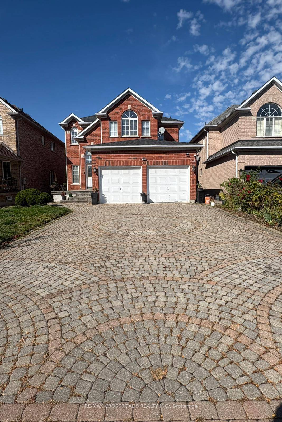 Welcome to your dream home in the heart of Maple !