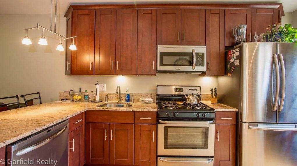 A video of the apartment is available upon request A lovely 1 bed 1 bath located on 8th avenue.