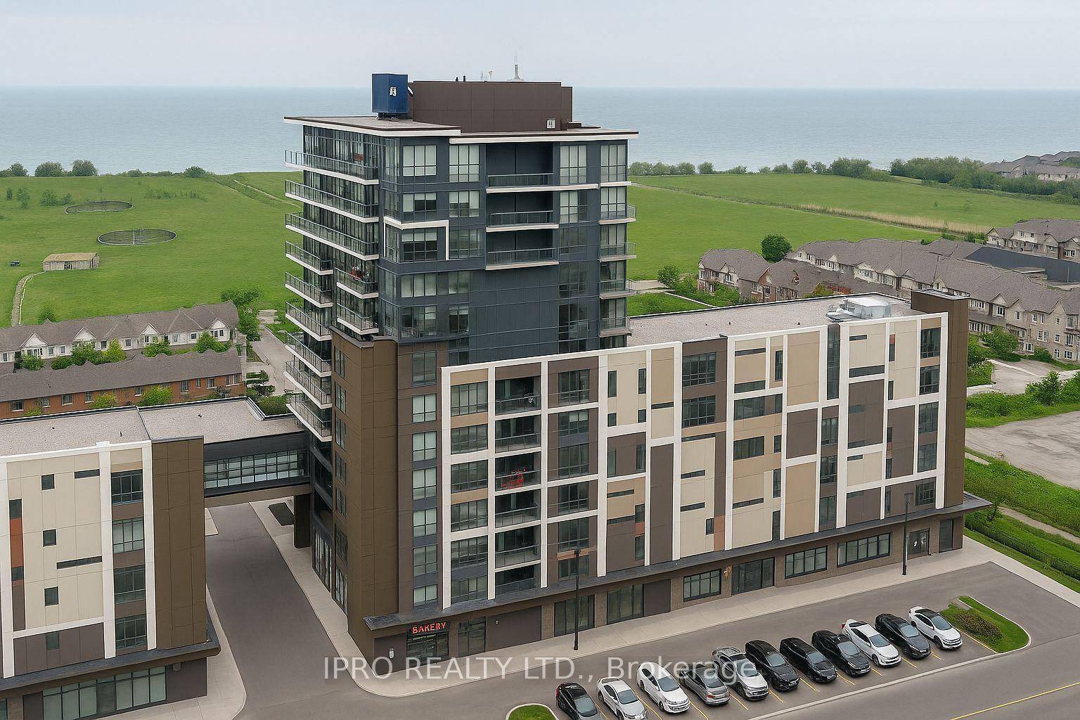 Welcome to easy, modern living just moments from the waterfront !