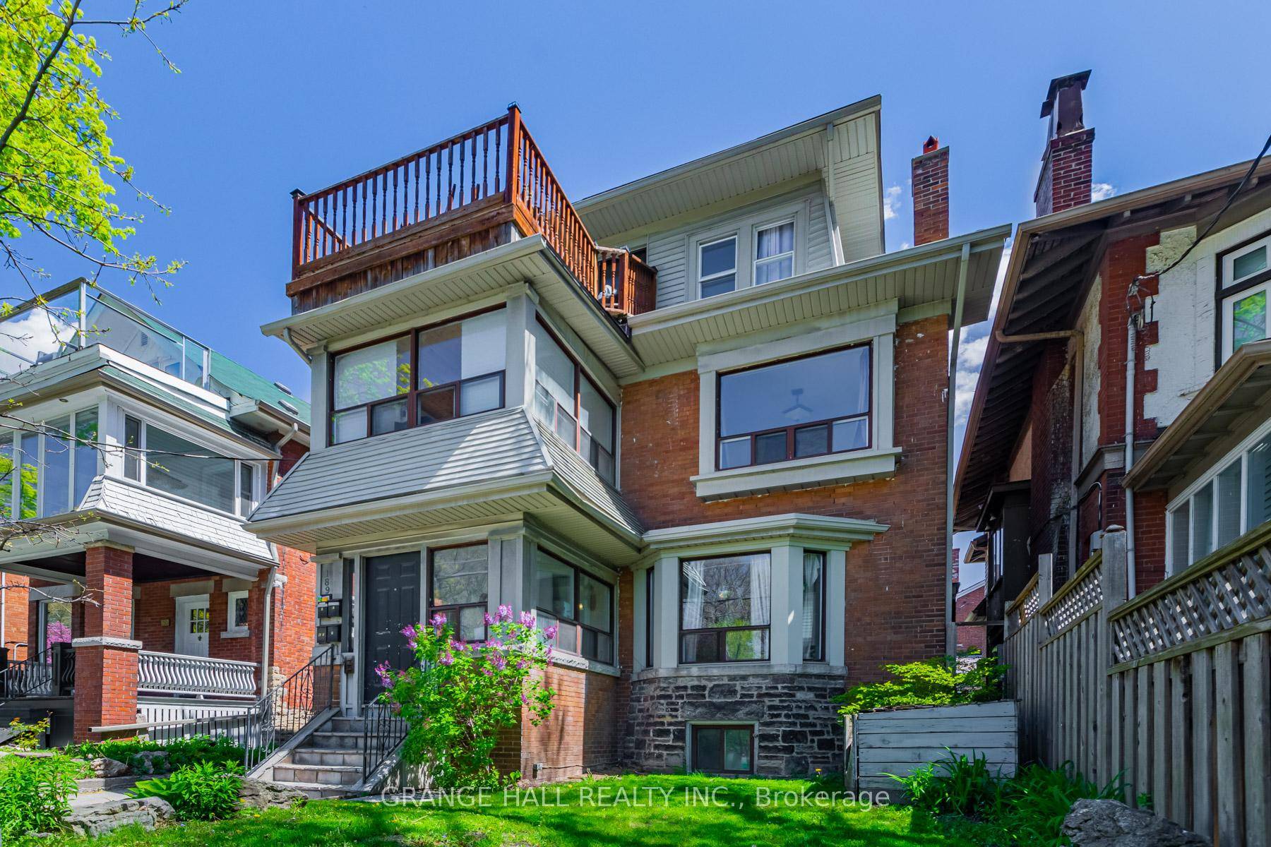 W O W ! ! ! Heart Of High Park Legal Non Conforming 4 Unit Investment Property Overlooks High Park Private Drive With Parking In Rear Hardwood Floors Great Income ...