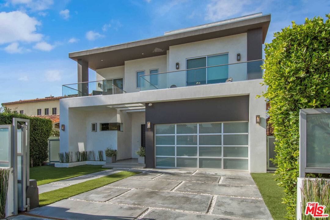 429 N Sweetzer Ave 5BR Beverly Grove La