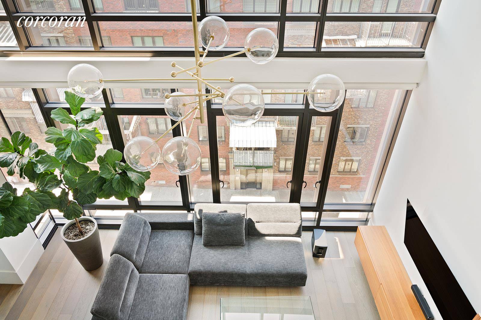 Capturing the modern style yet classic design of the acclaimed architect, Piet Boon, duplex 714 at The Oosten, welcomes you home.