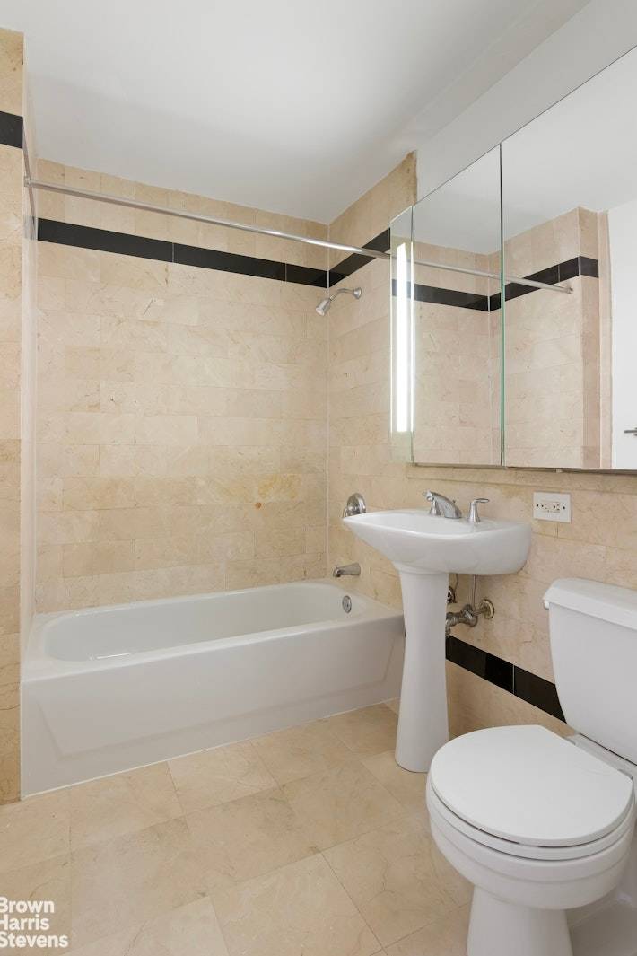 Real Gem ! Unit 15J is a beautiful one bedroom located at the landmarked Downtown Club Condominium.
