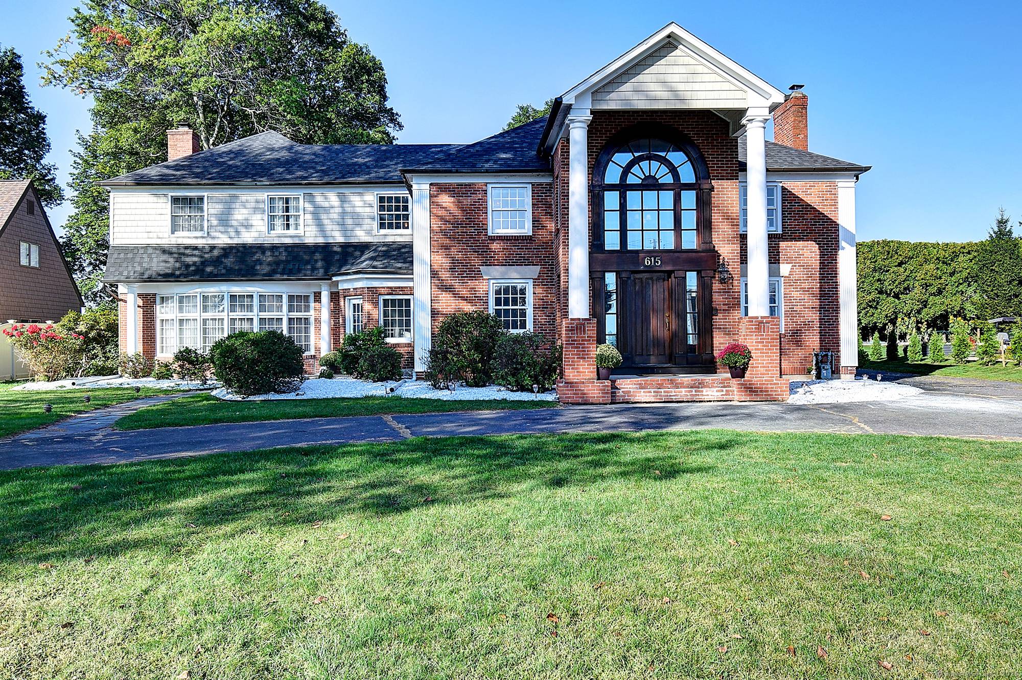 Welcome to 615 Ridge Road !