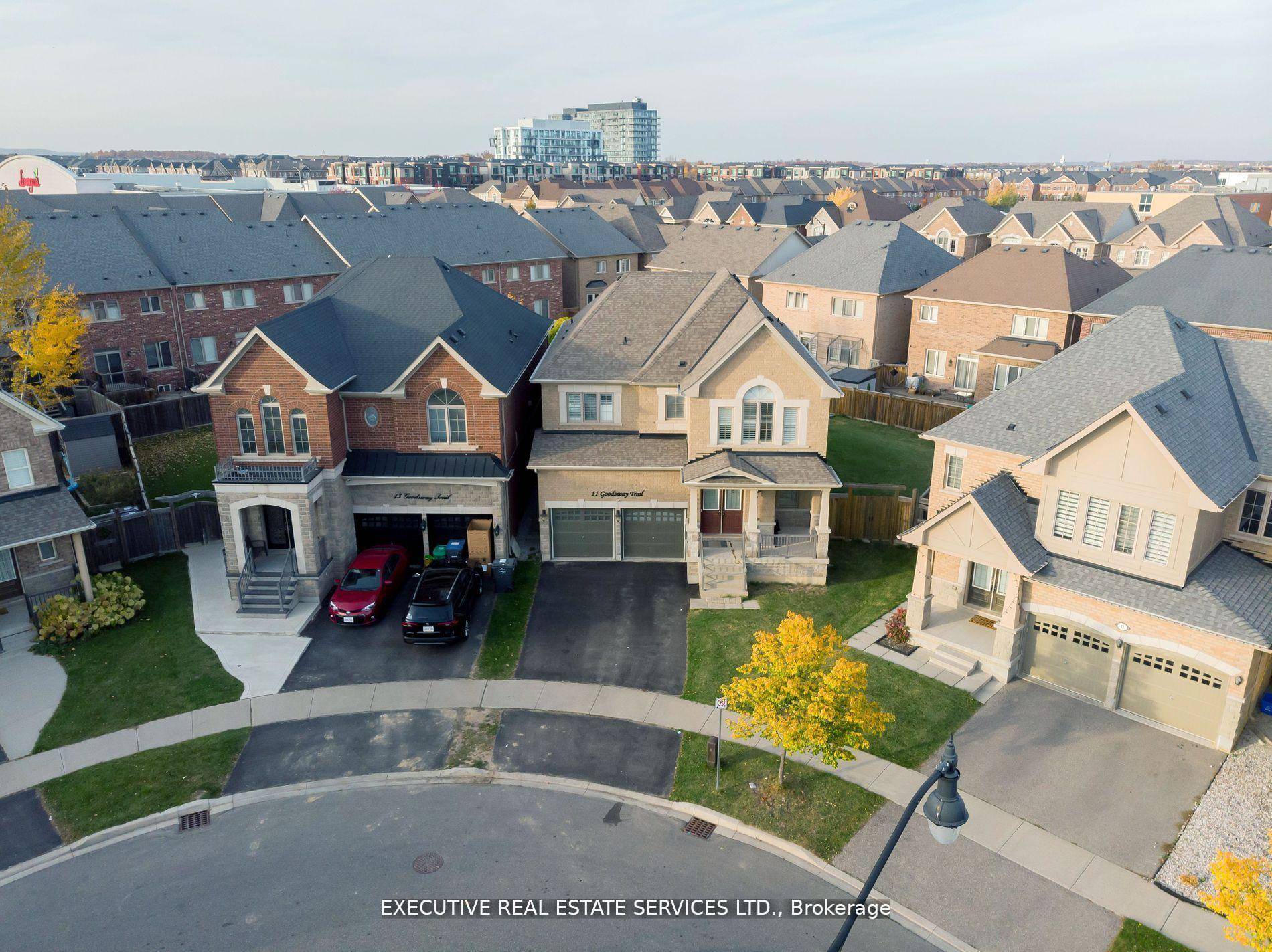 Welcome To 11 Goodsway Trail !