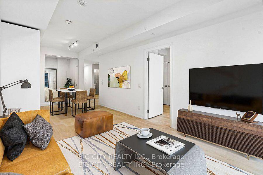 Beautiful amp ; Spacious 2 Bed Den, 2 Bath Unit With W O To Balcony.