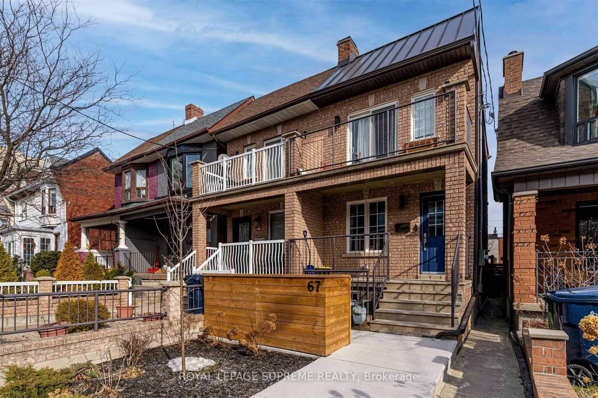 Charming second floor unit available for rent on Ward Street nestled in the vibrant Junction Triangle !