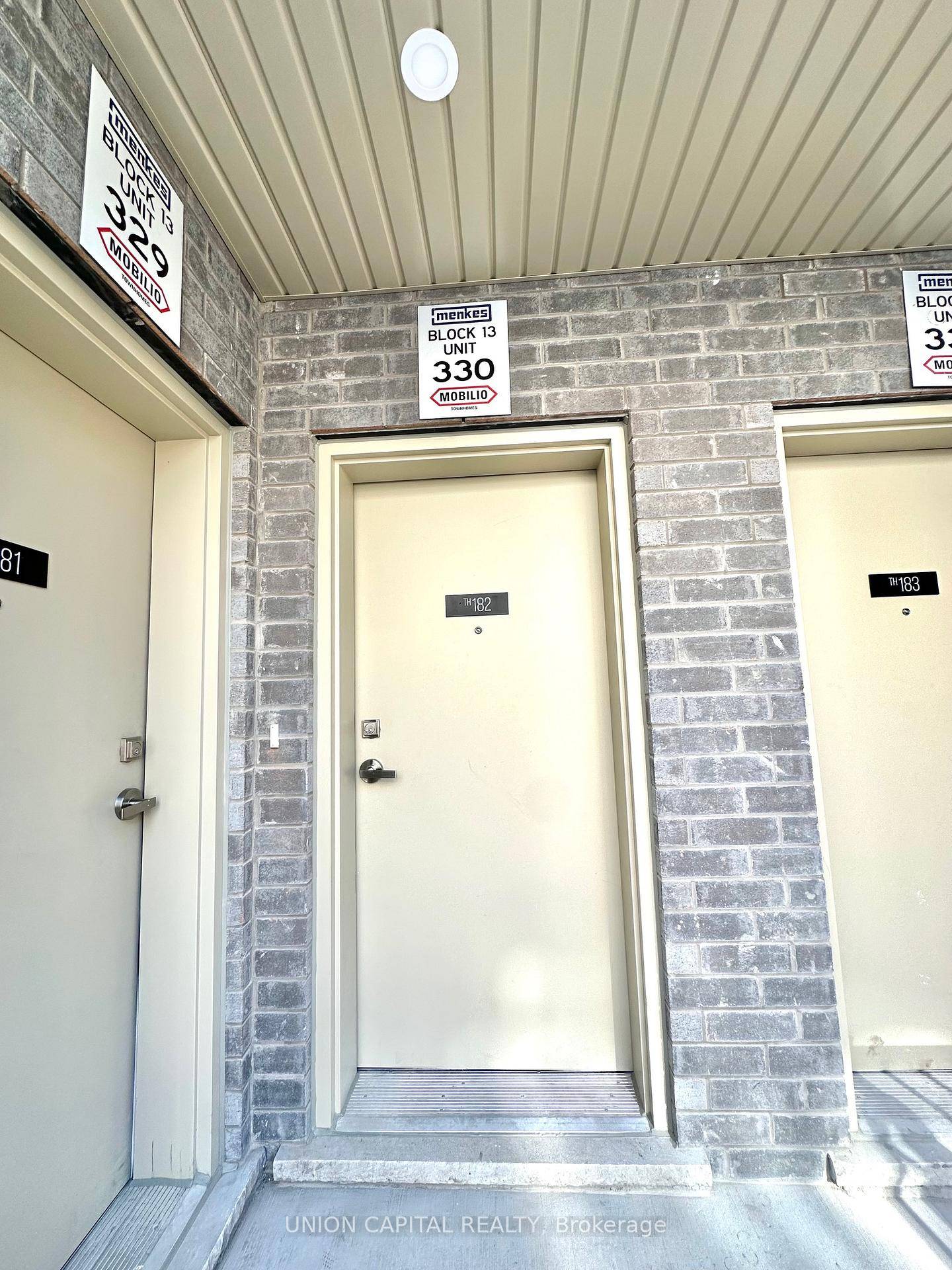 3 Bedroom, 2. 5 Bathroom Menkes Haven Model Townhouse with Open Private Roof Terrace !