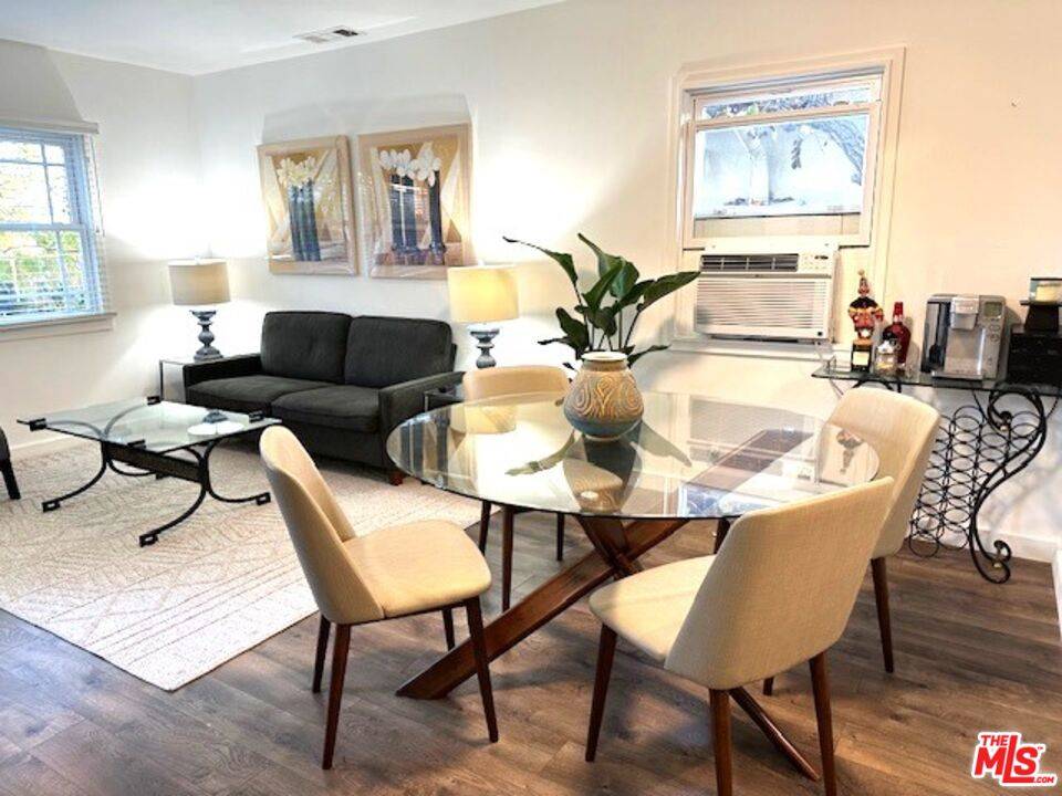 2429   Mckinley Ave 2BR Marina Del Rey La