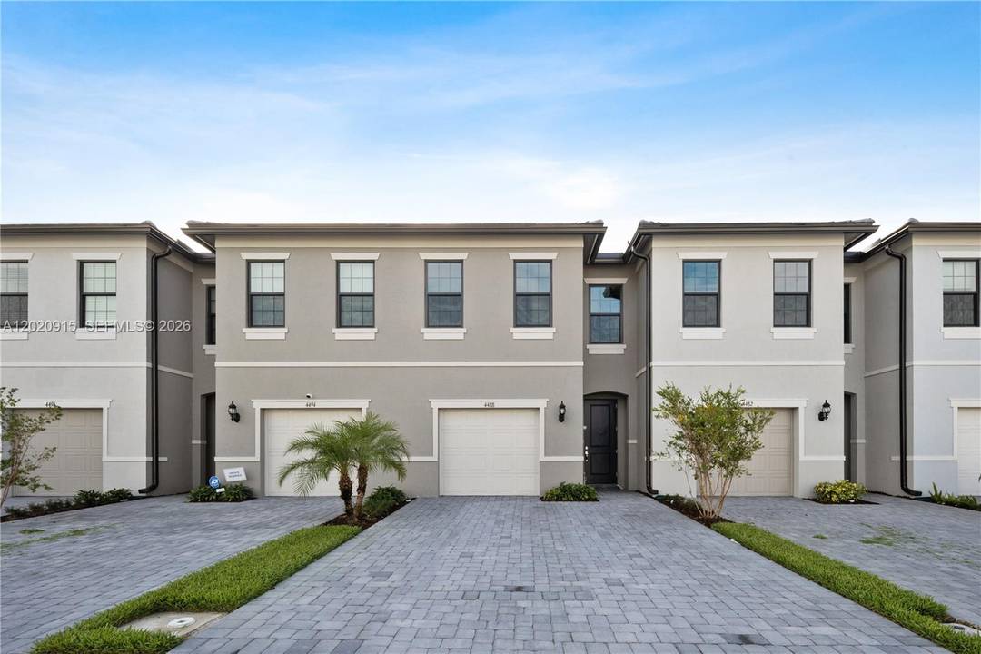 Welcome to 4488 Appleton Cir, located in a new and highly sought after community in Oakland Park.