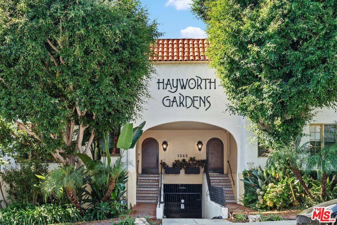 1345 N Hayworth Ave 2BR Hollywood Hills East La