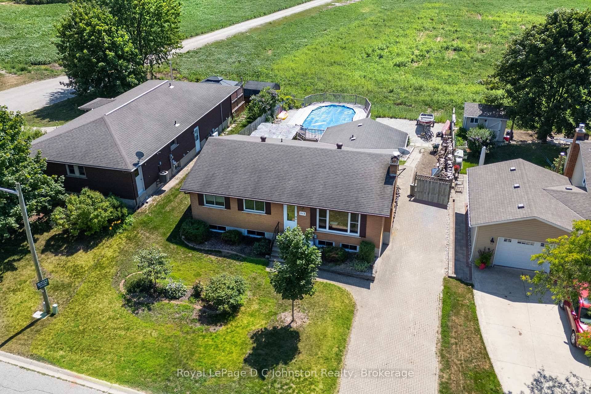 Your chance to get into the Saugeen Shores Real Estate Market !