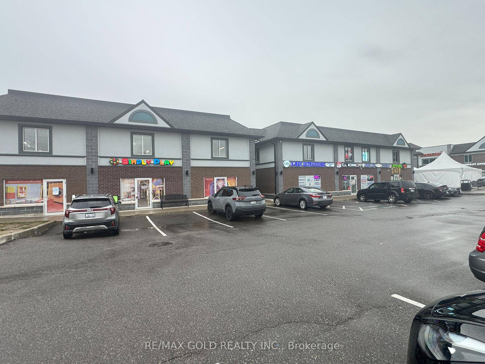 Premium Retail amp ; Office Unit available for Lease in Strawberry Fields Plaza, Caledon !