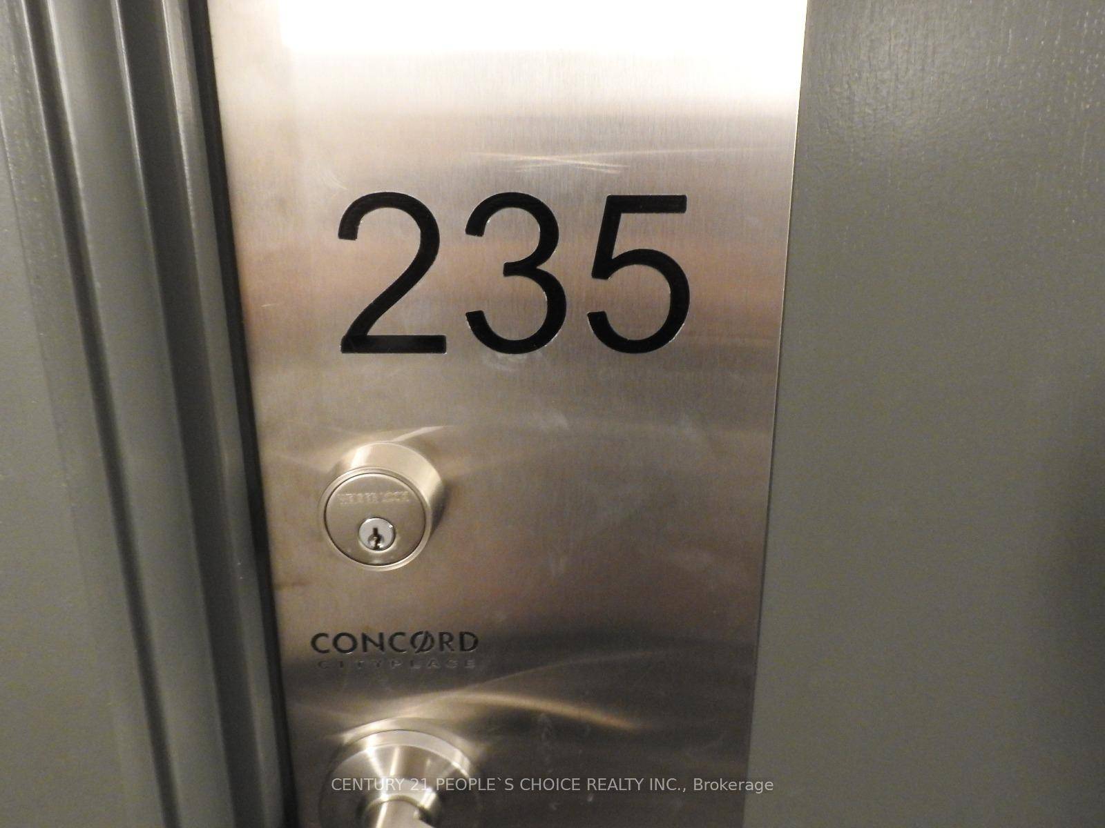 Unique Bright amp ; Spacious 1 Bedroom Suite with direct access to the 2nd floor terrace at LunaCondos !