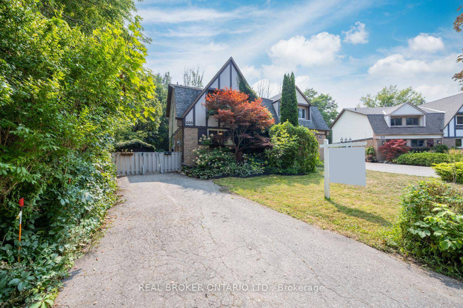 Tucked away on a court location, this charming semi detached home offers rare privacy with a stunning ravine backdrop.
