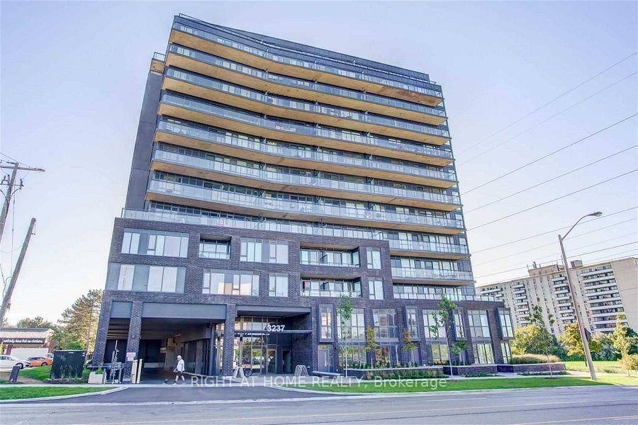 Welcome To The Bennett On Bayview.