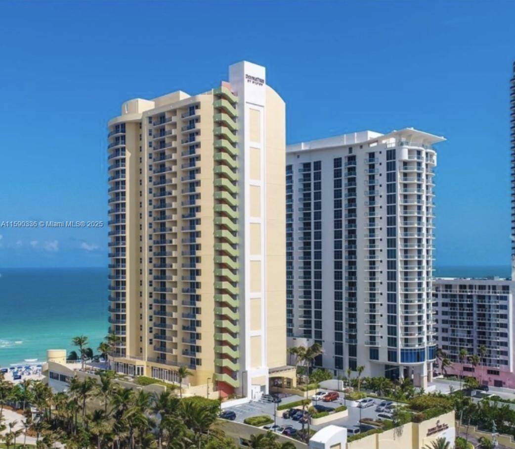 LARGE 1 BED 1 BATH UNIT AT REMODELED OCEAN POINT CONDOMINIUM, 960 sqf 140 sqf balcony.