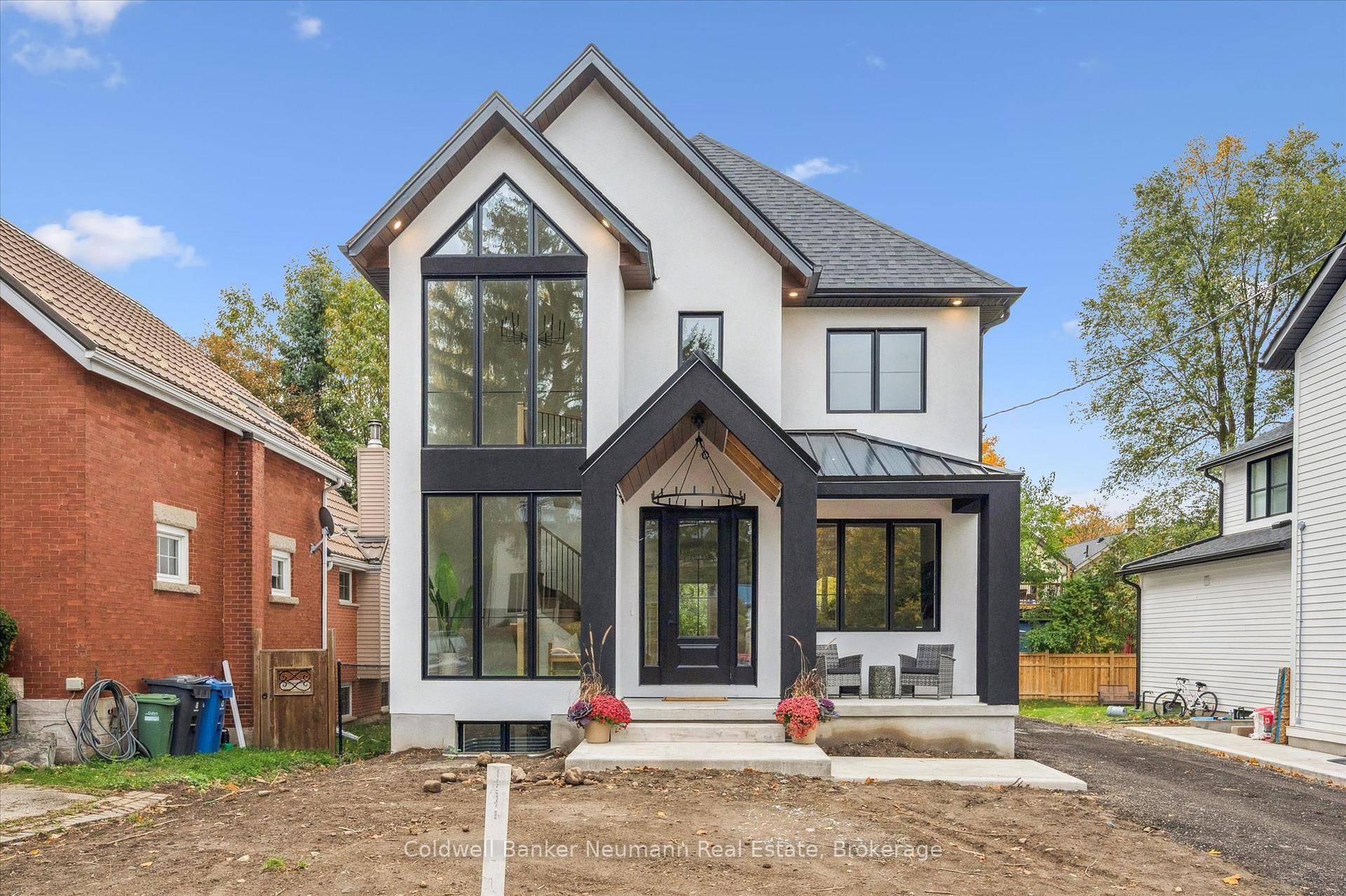 Welcome to 126 Oxford Street a brand new luxury home built with exceptional attention to detail by Everest Homes, ready for you to make it your own.