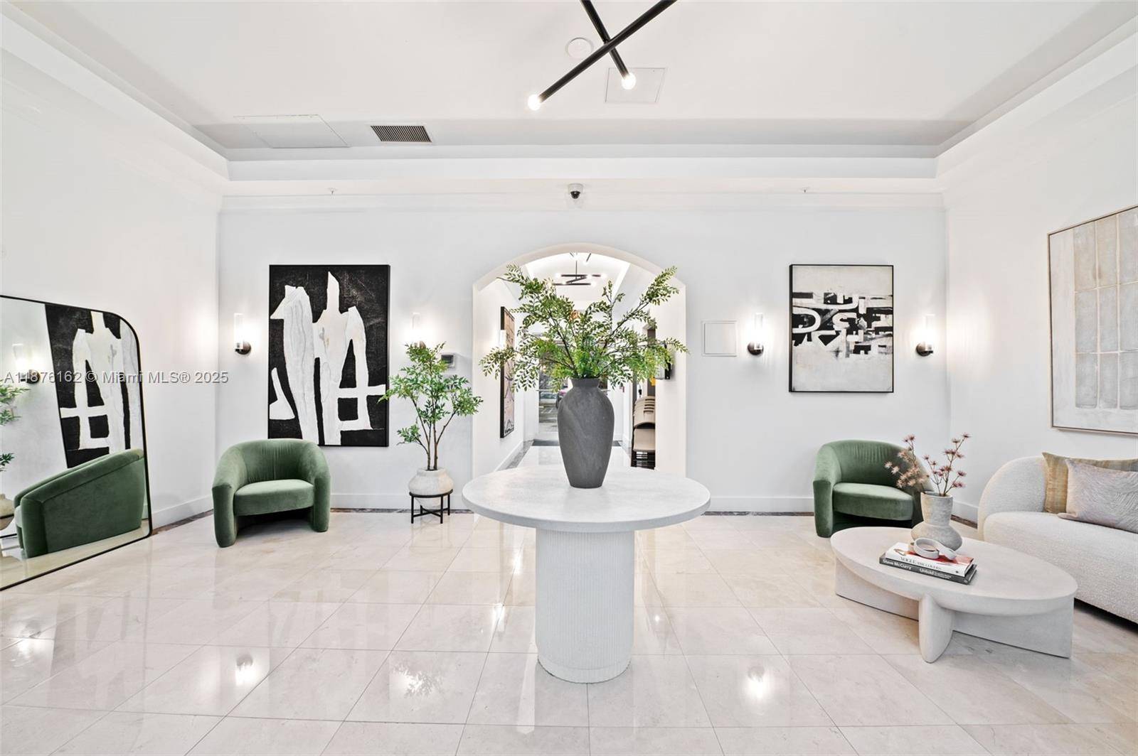 Bathed in natural light, this specious 7th floor split 2BR 2BA showcases glowing sunsets and wide skyline views in a quiet, upscale boutique building steps from Baptist Health Miami Cancer ...