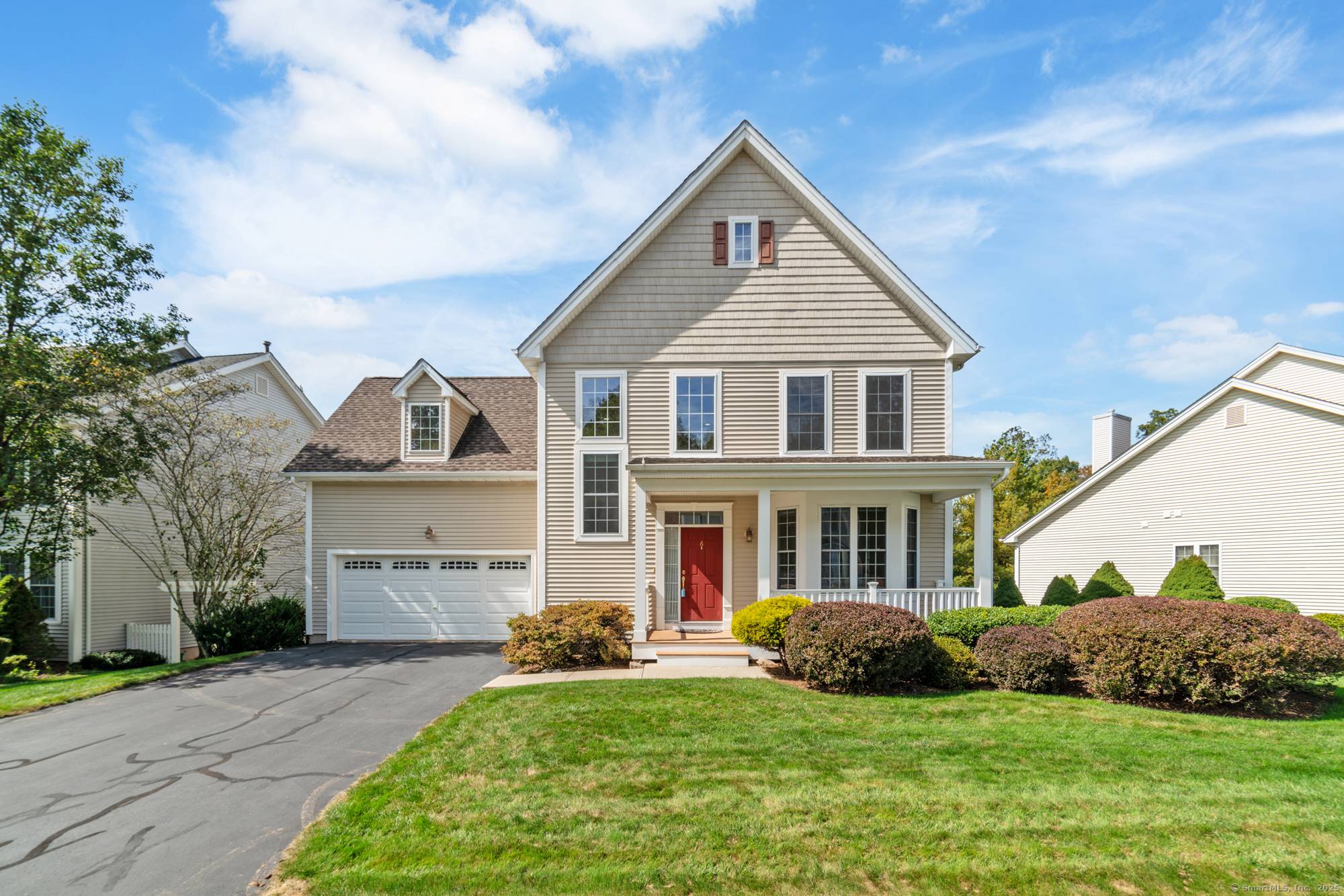 This charming, free standing home offers a desirable and comfortable lifestyle.