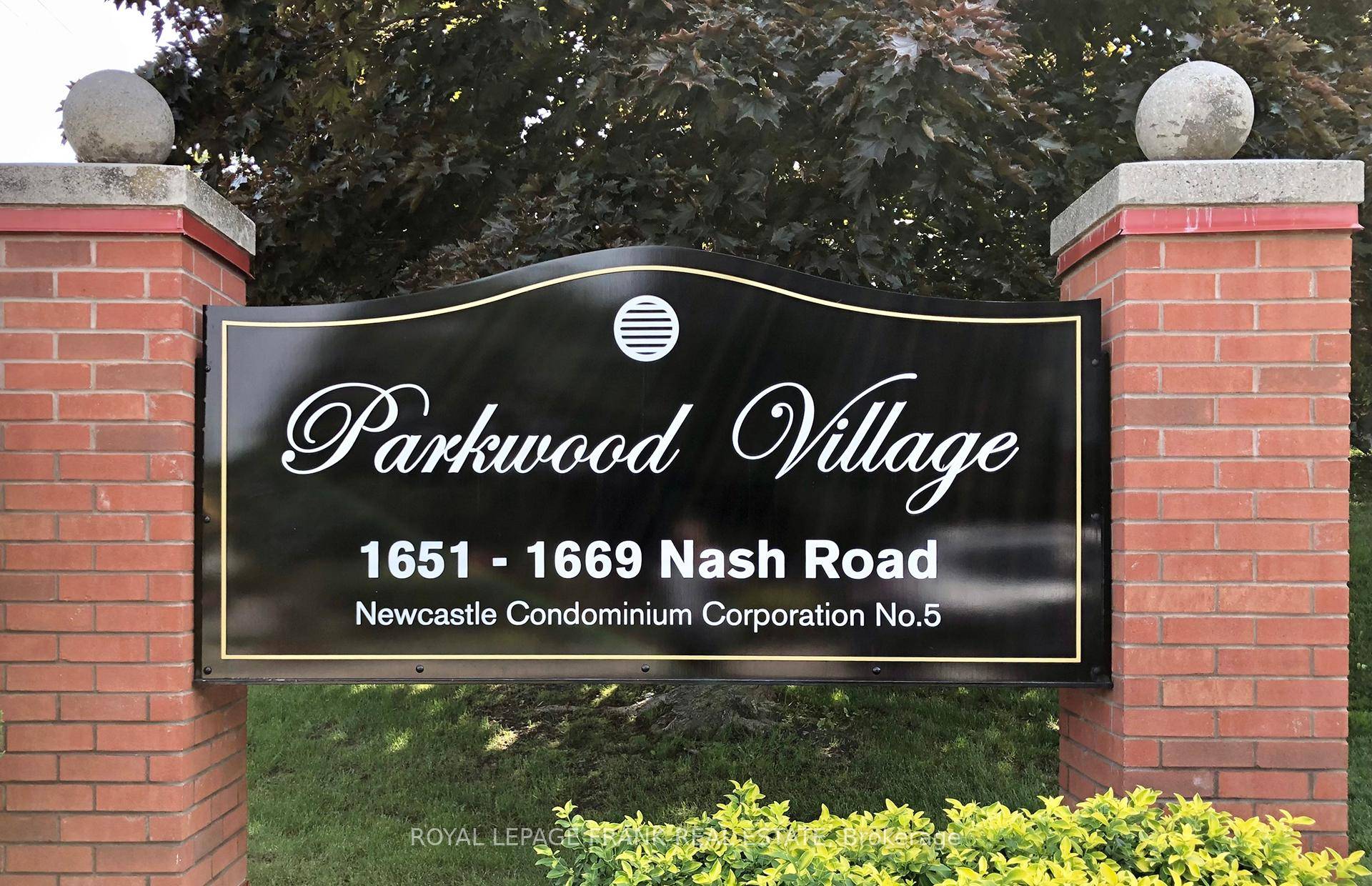 Beautifully renovated, open concept, hardwood floors throughout, bright natural light throughout this home.
