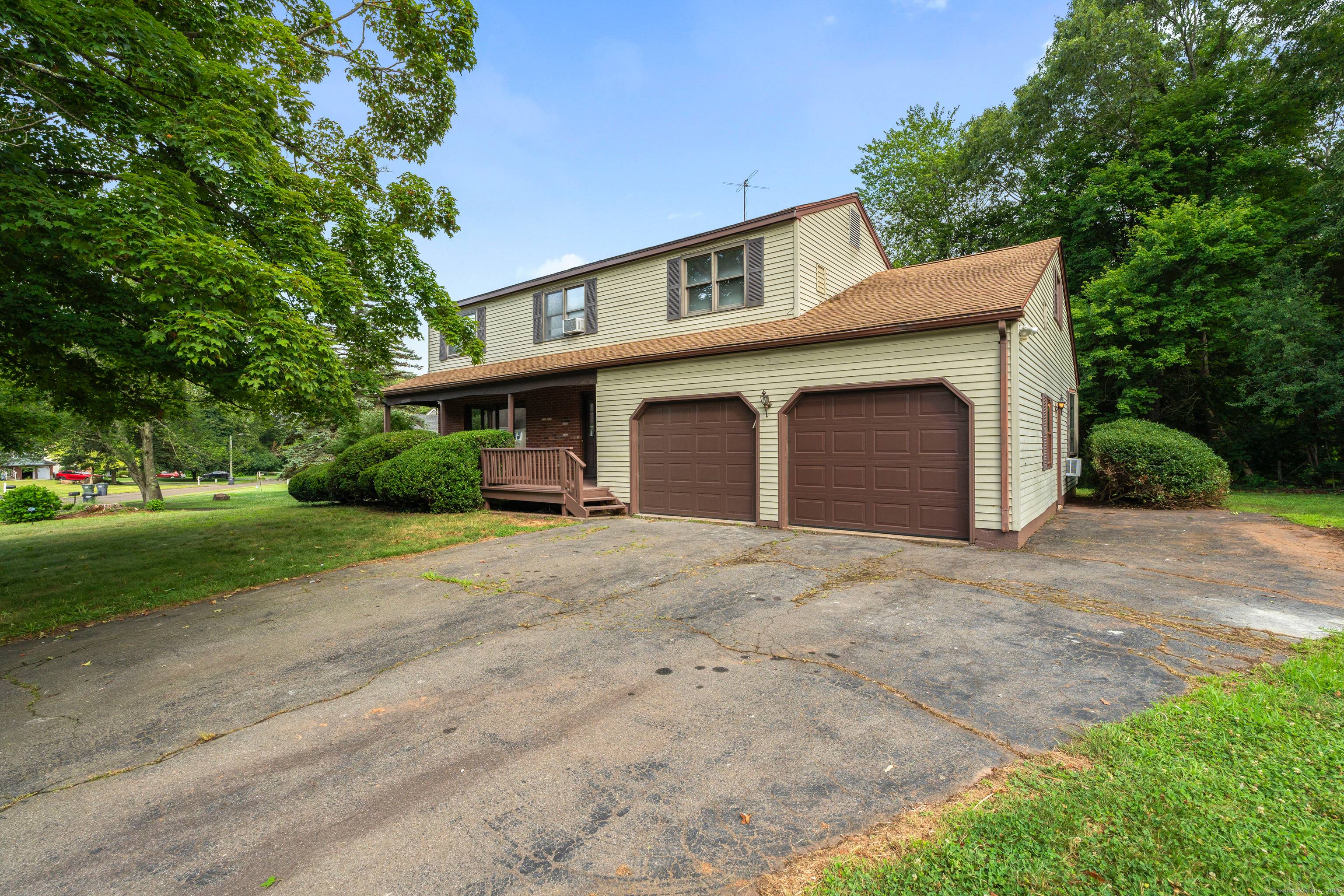 Spacious and Updated Colonial in a Prime Southington location !