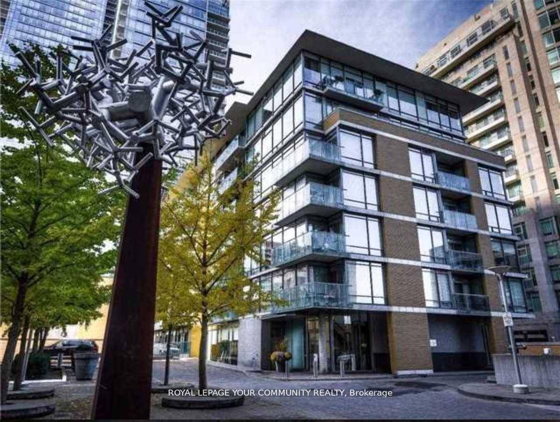 Look No Further ! Fabulous Opportunity To Live In Upscale Yorkville !