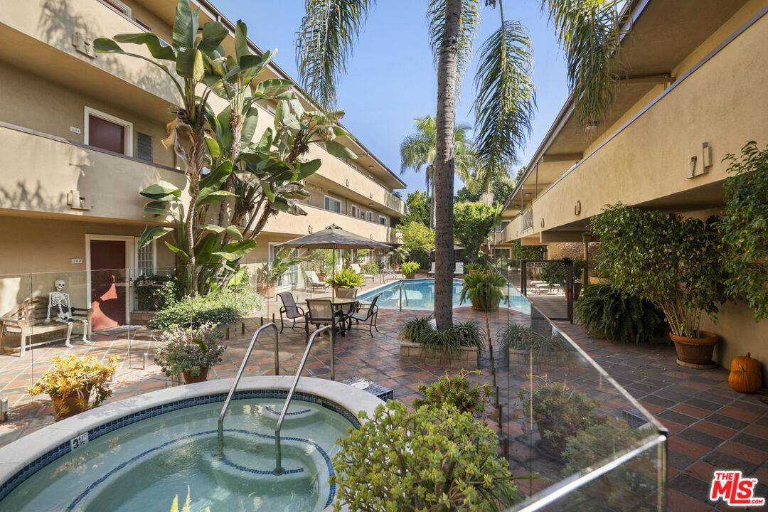 970   Palm Ave 1BR Sunset Strip La