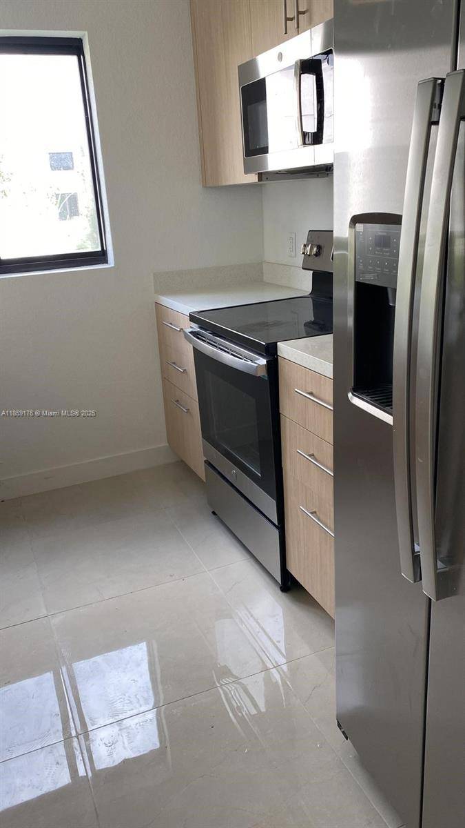 GREAT LOCATION IN THE BRAND NEW COMMUNITY, OPORTUNITY TO HAVE A BRAND NEW PROPERTY FOR THIS PRICE, THE NEIGHBORHOOD IS IN AN EXPECTACULAR CHANGE, WITH A LOT A DEVELOPMENTS AROUND, ...