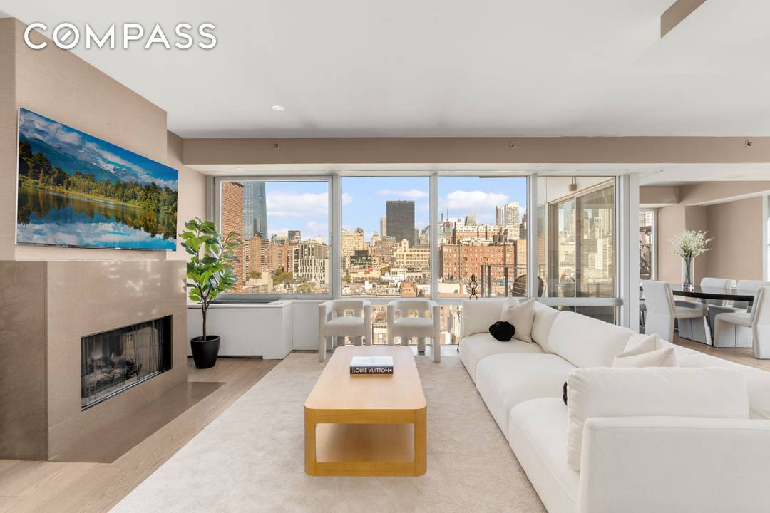 Discover the epitome of urban elegance in this sophisticated residence nestled on West 19th Street, Manhattan.