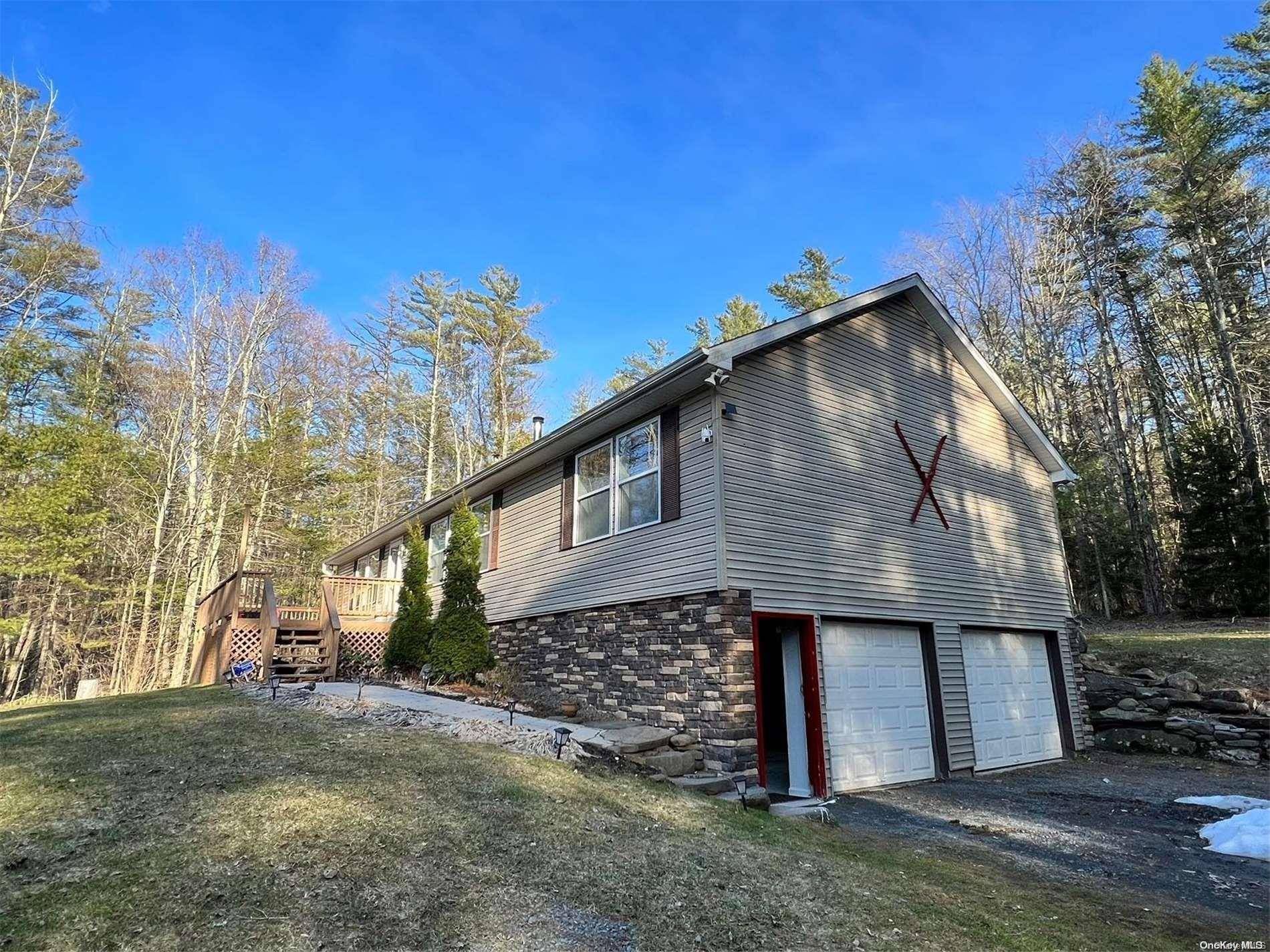 Renovated Mountain Retreat house on 2.