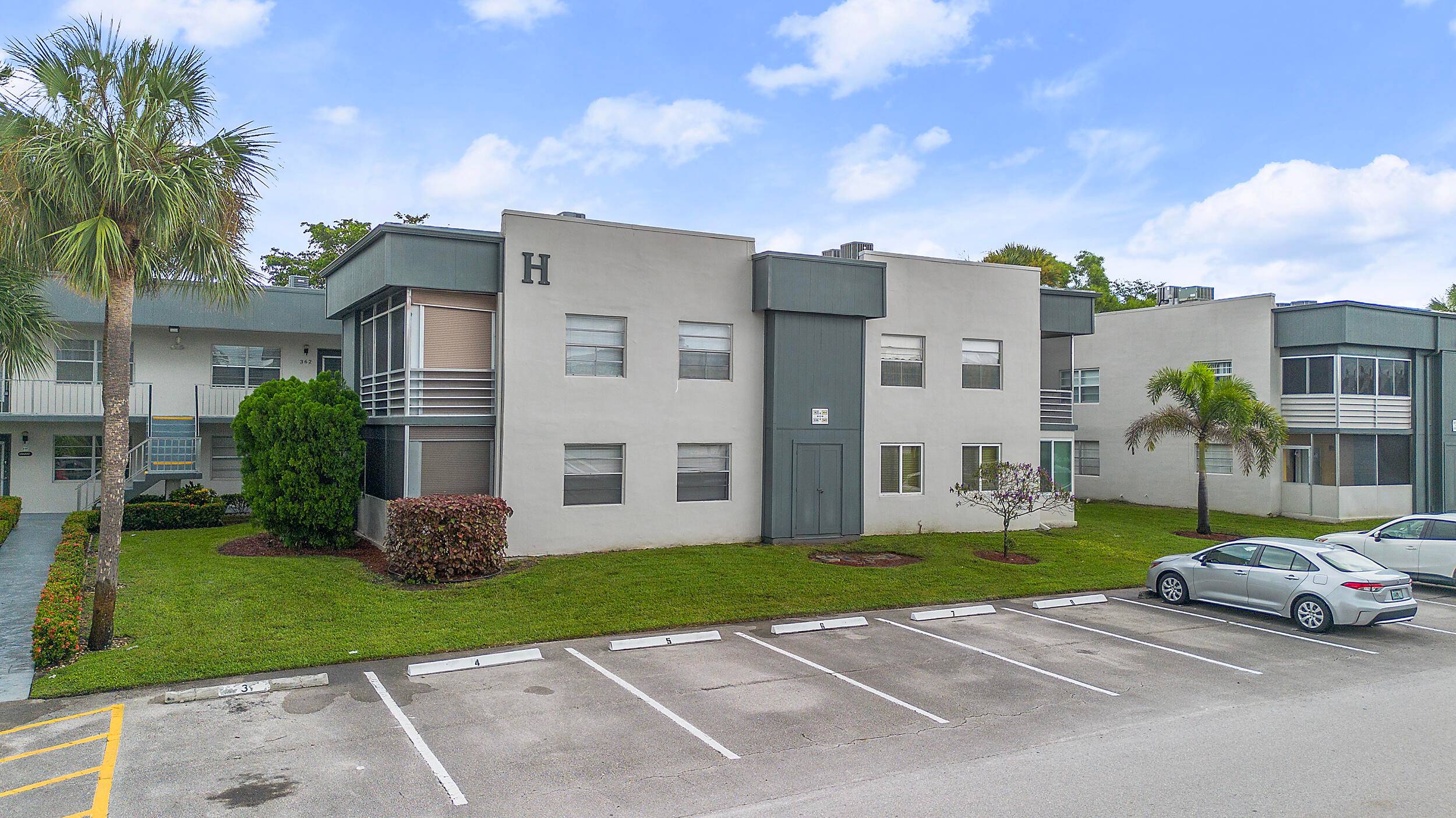 Welcome home to this charming end unit condo offering extra natural light, privacy, and a comfortable layout perfect for year round living or a seasonal retreat.