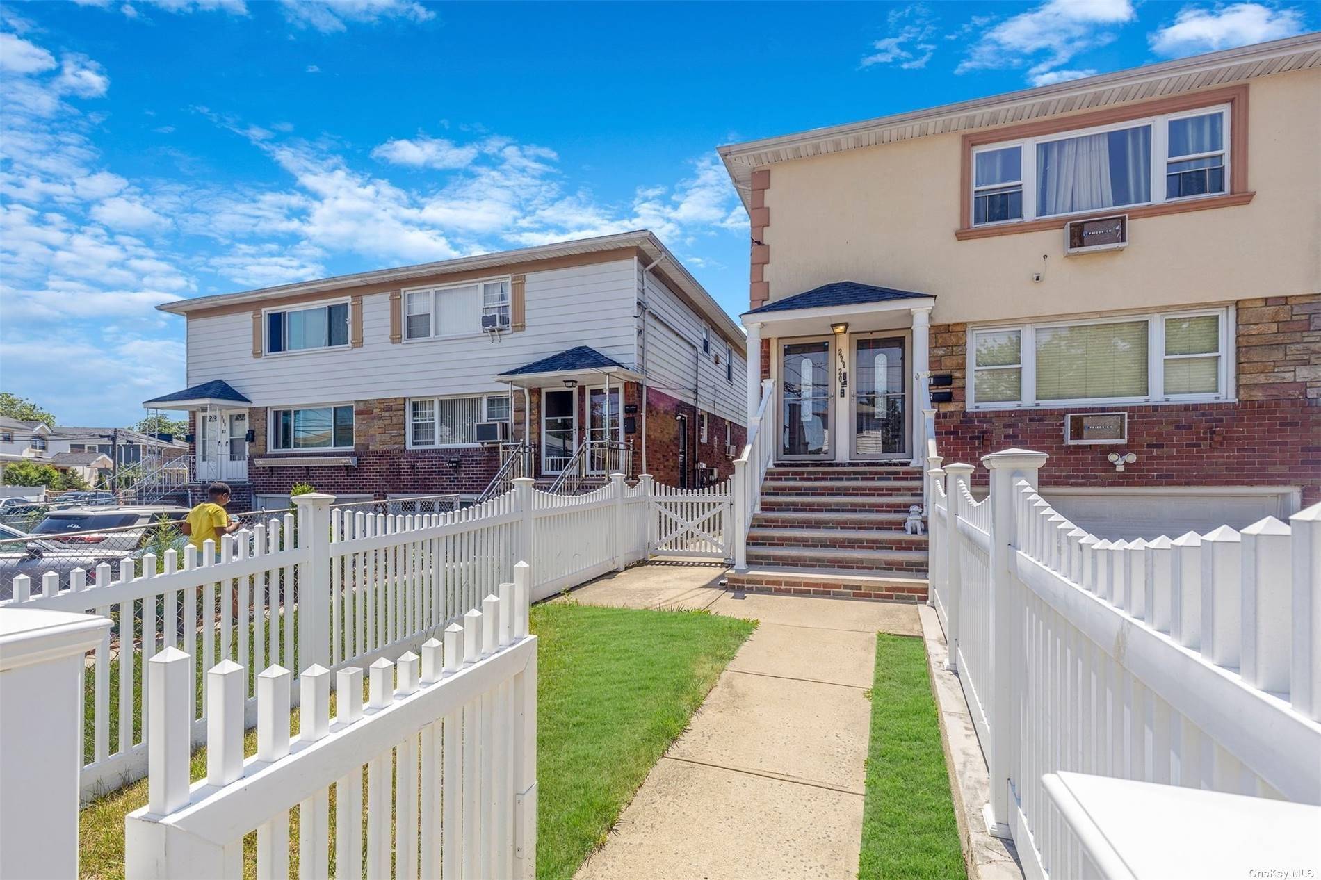FULLY ACCESSIBLE ! Look no further !