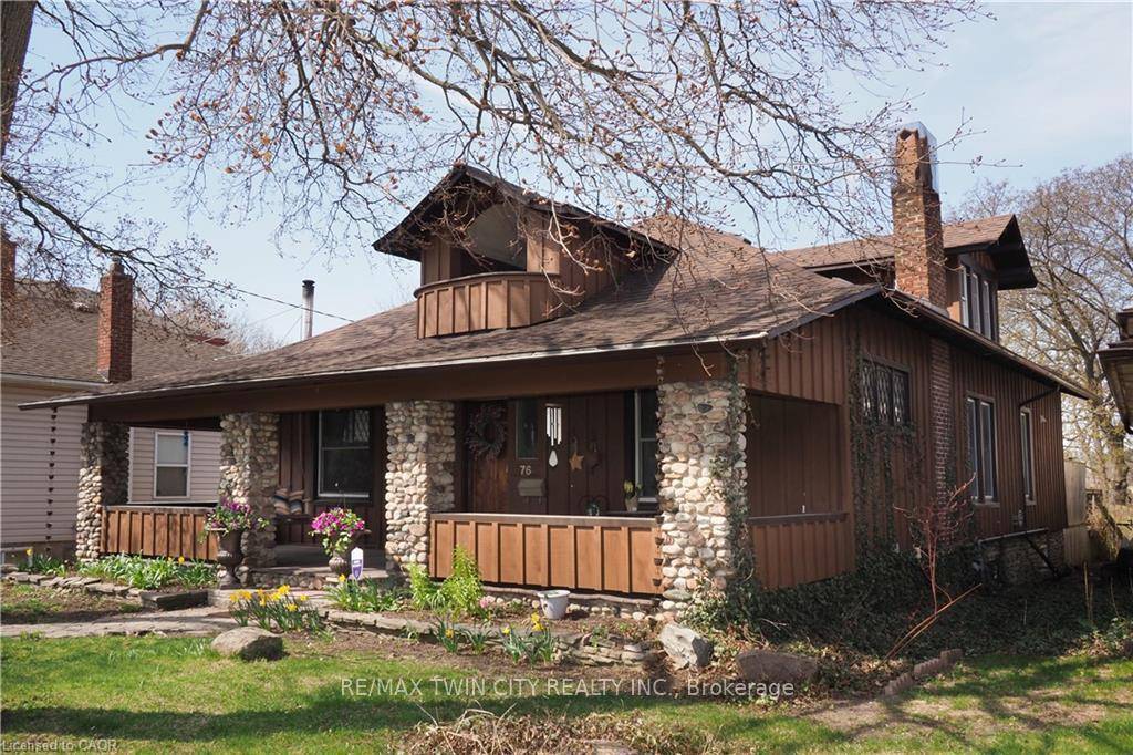 Absolutely charming, single detached 1 1 2 storey 3 bedroom home in a quiet neighbourhood steps from downtown Cambridge amp ; all amenities.