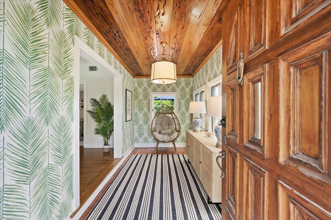 For Lease. Historic Spanish Mediterranean in the heart of Southland Park.