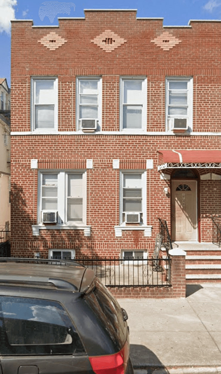 Incredible 4 family in Bensonhurst !