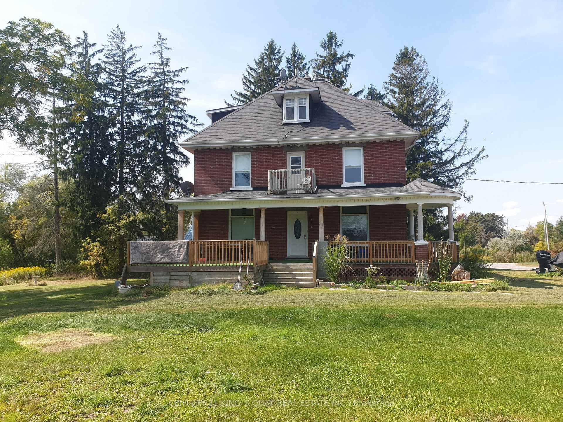 Renovated 3 Storey Building On 2 Acre Land With Pond, Was Legal Triplex With Separate Entrances amp ; Partial Finish Basement, M F 9'Ceiling, Hardwood Thruout Most Principle Rooms, Oak ...