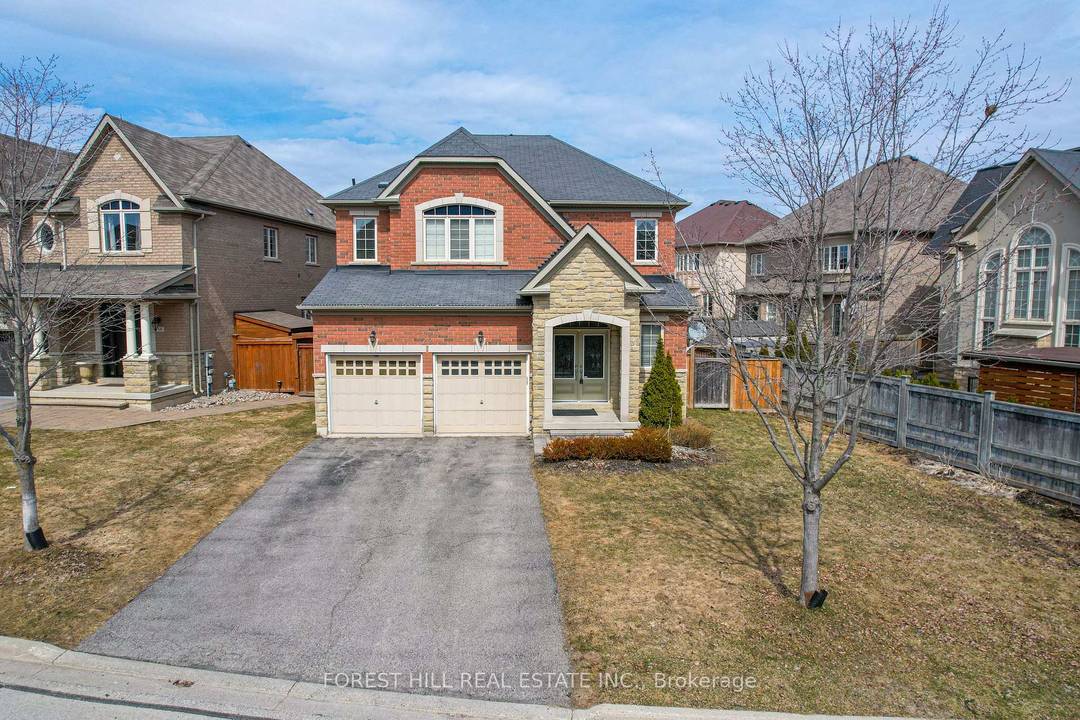Welcome to 22 McCombe Drive an exceptional four bedroom family home nestled on one of the most sought after pockets within The Enclave in Vaughan.