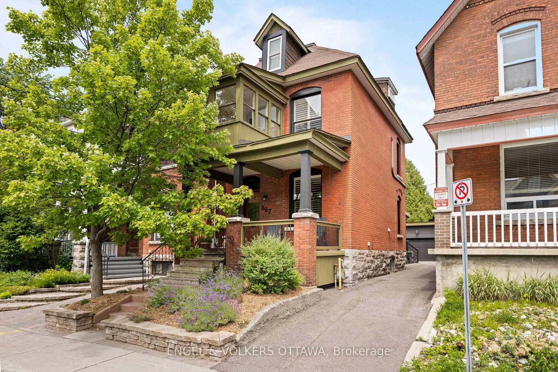 667 Gilmour is a timeless, red brick, three story home in Centretown that blends century old charm with tasteful updates.
