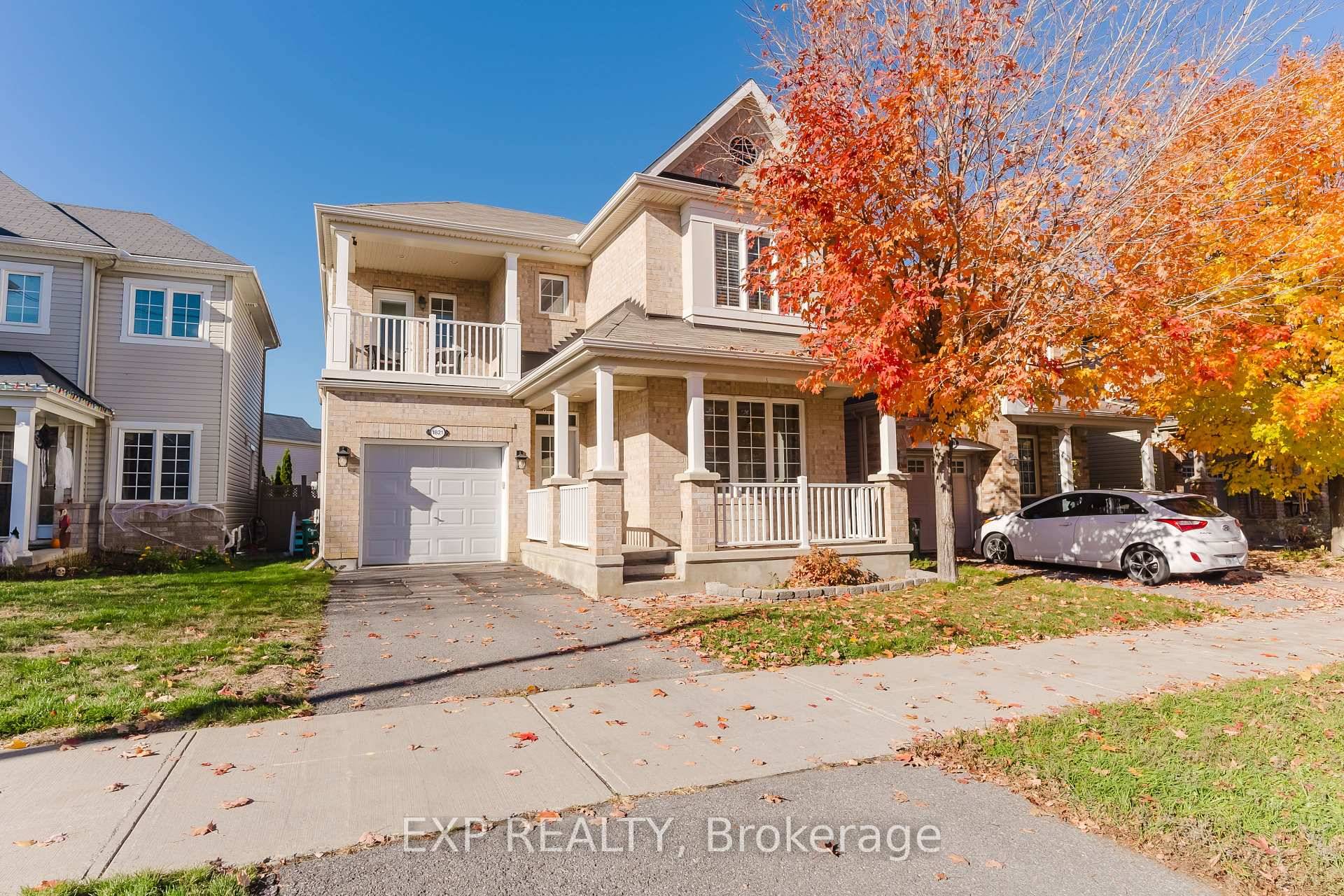 Welcome to this beautifully maintained, detached home in the highly sought after Fairwinds community of Stittsville.