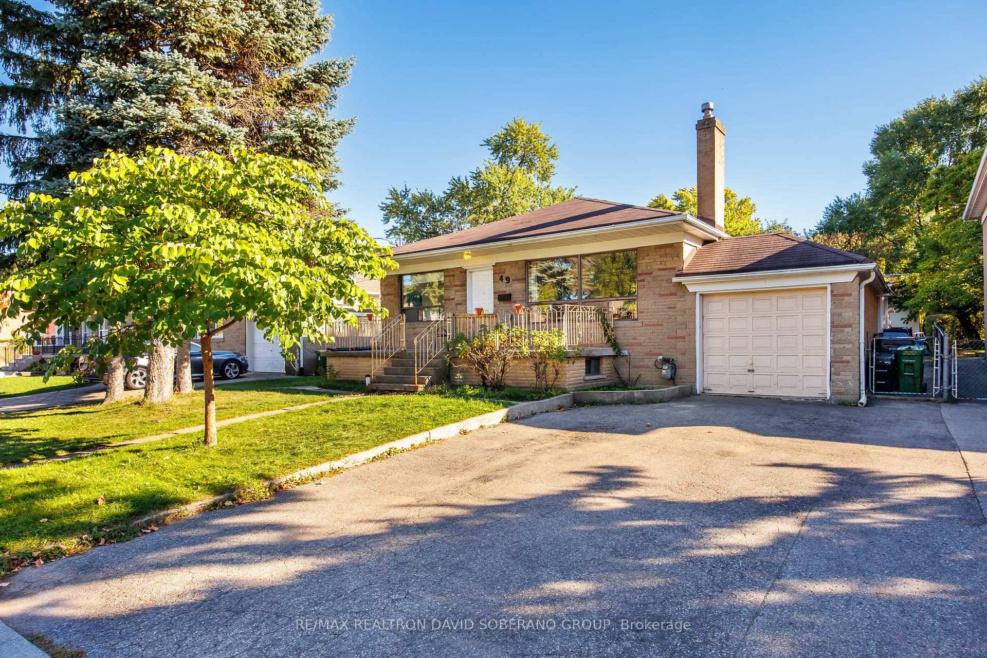 Welcome to 49 Danby Ave, a bungalow nestled in the heart of Clanton Park !