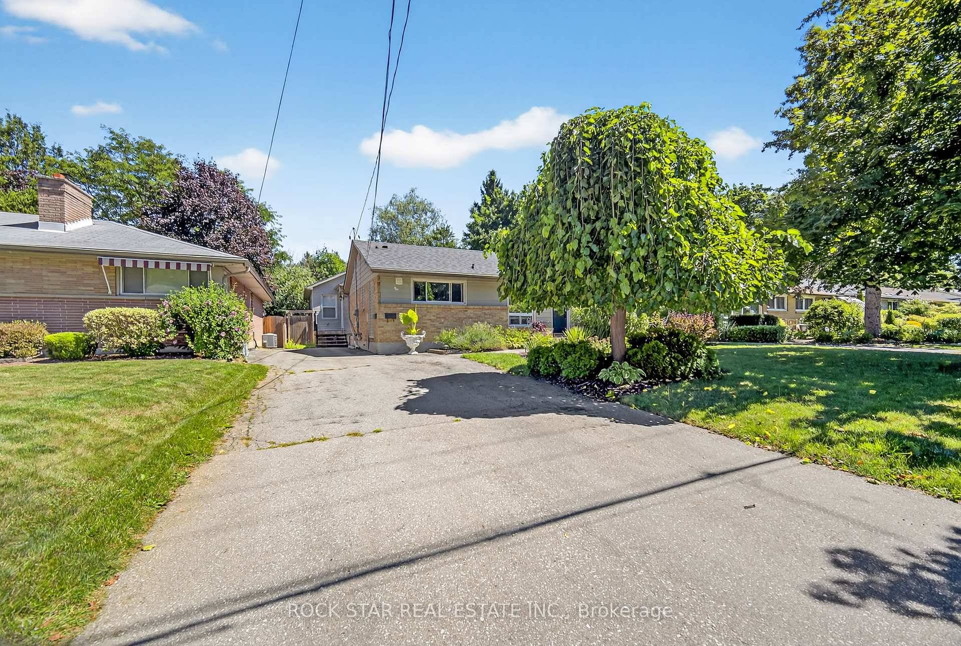 Attention House Hackers, Extended Families, and Savvy Investors !