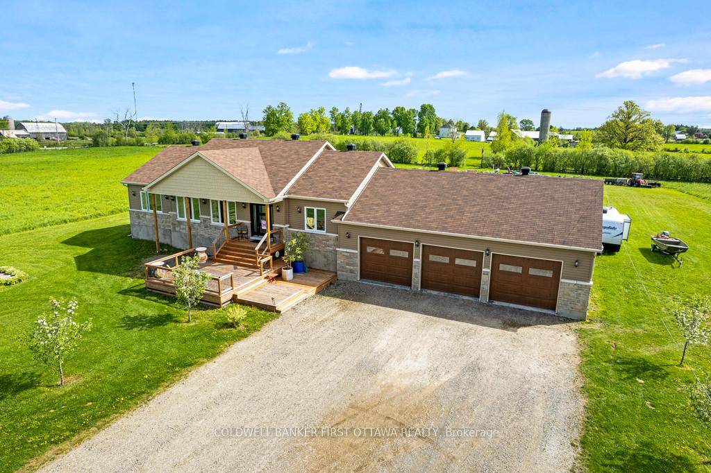 Sparkling new 2022 bungalow on 1.