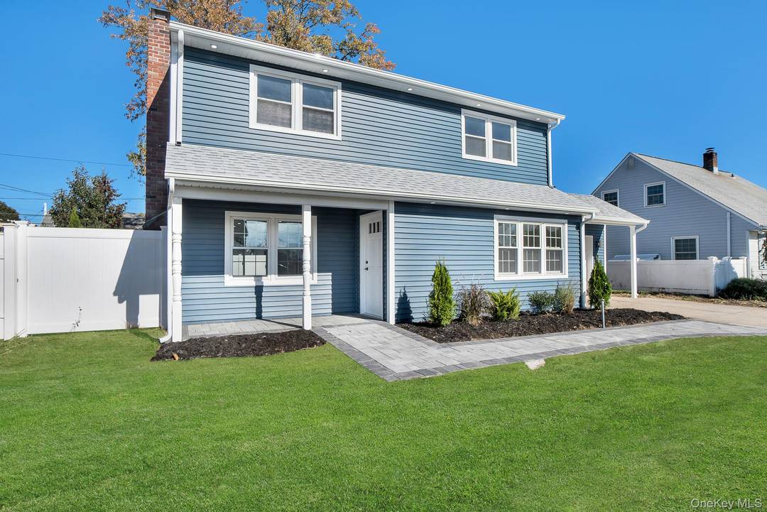 THIS HOME IS NOW AVAILABLE TO VIEW !